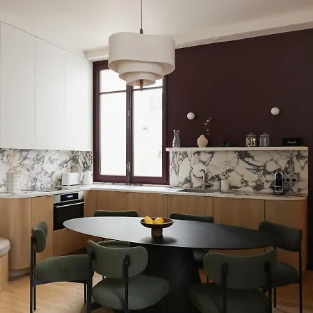 Sublime Luxe Haut-marais Ac Apartment